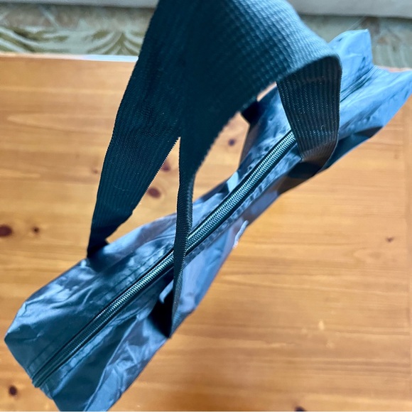 Lifepro BioRemedy Sauna Blanket Carrying Bag - Picture 7 of 10